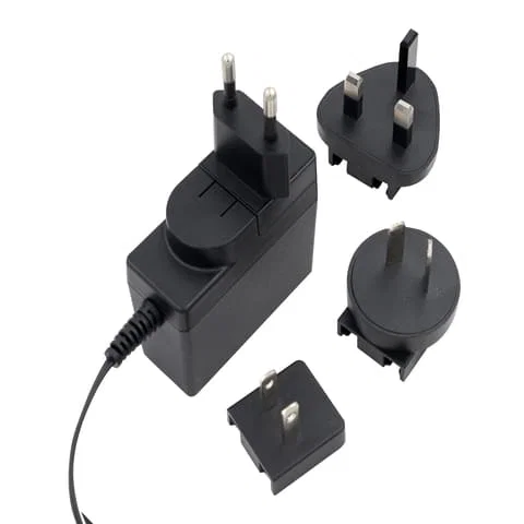 UE UES12LCP1-SPA 12V 12W 交換式アダプター