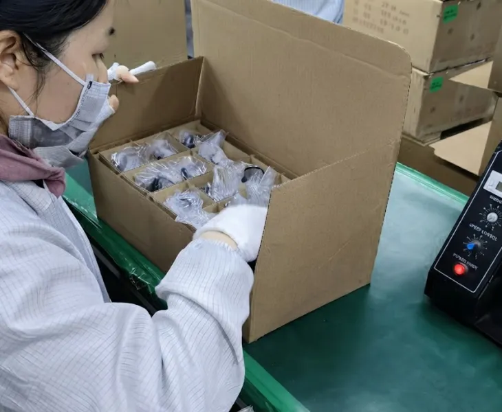 Packing PoE power adapters for shipment